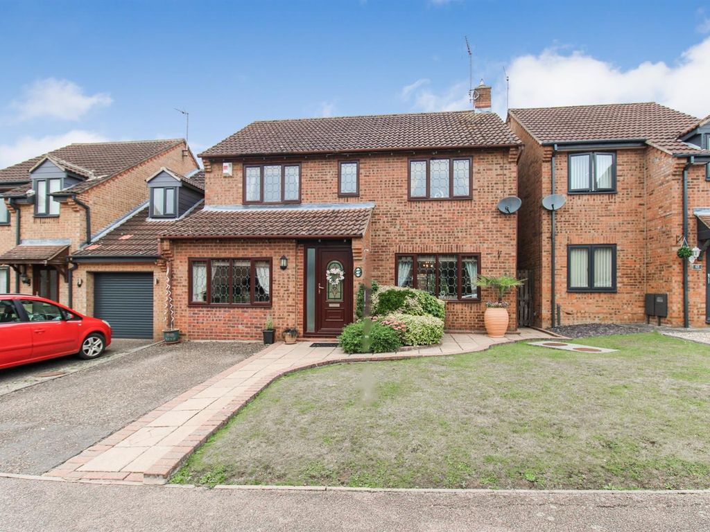 4 bed detached house for sale in Little Meadow, Great Oakley, Corby