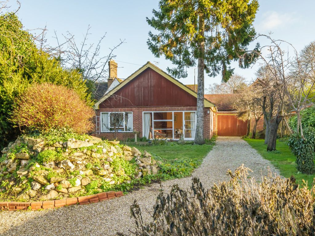 3 bed bungalow for sale in Station Street, Saffron Walden, Essex CB11