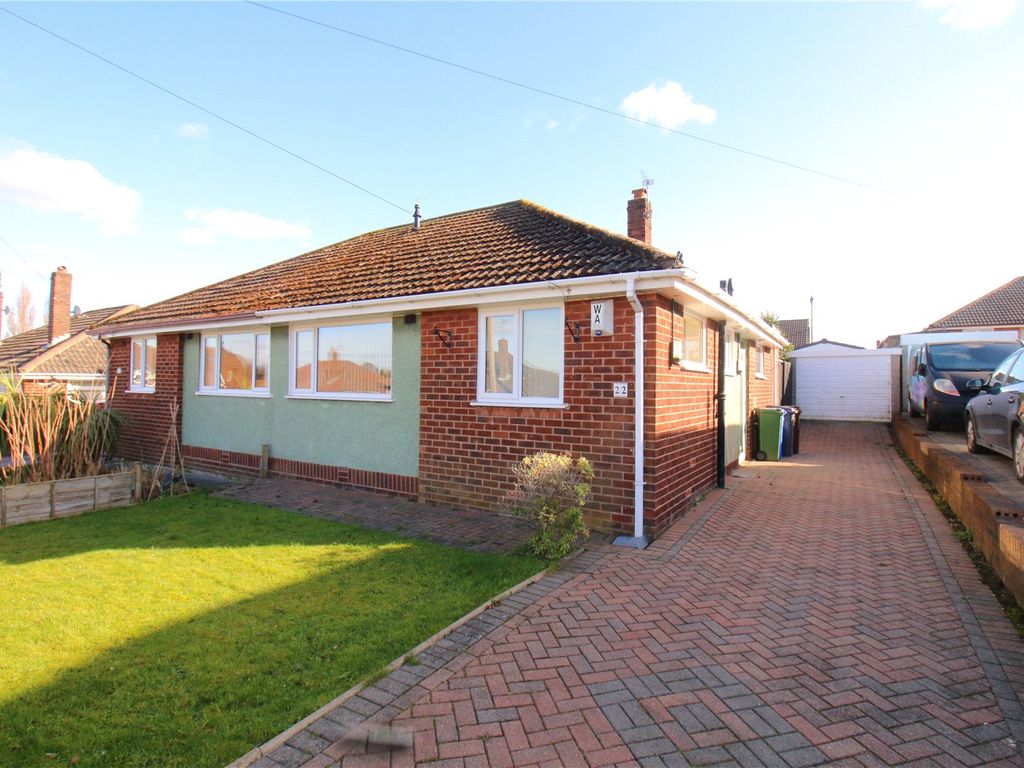 2 bed bungalow for sale in Harris Avenue, Denton, Manchester, Greater