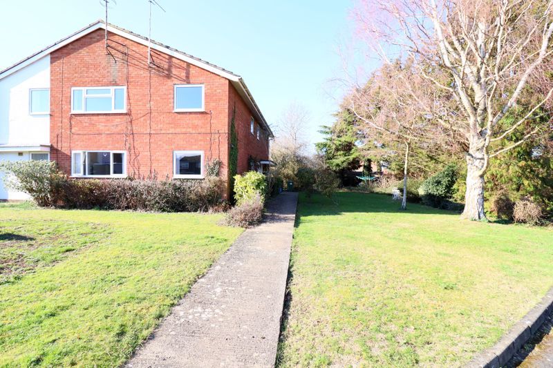 2 bed to rent in Porchester Road, Hucclecote, Gloucester GL3 Zoopla