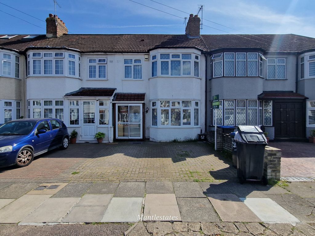 3 bed terraced house for sale in Pembroke Road, Palmers Green, London