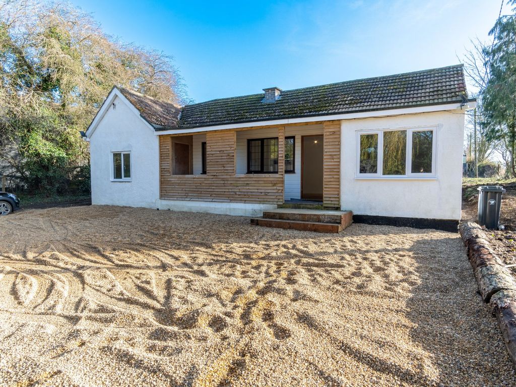 3 bed bungalow to rent in Old Mead Road, Henham, Stortford