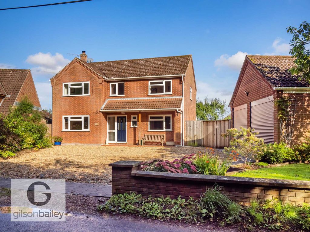 4 bed detached house for sale in Nutwood, Middle Road, Great Plumstead