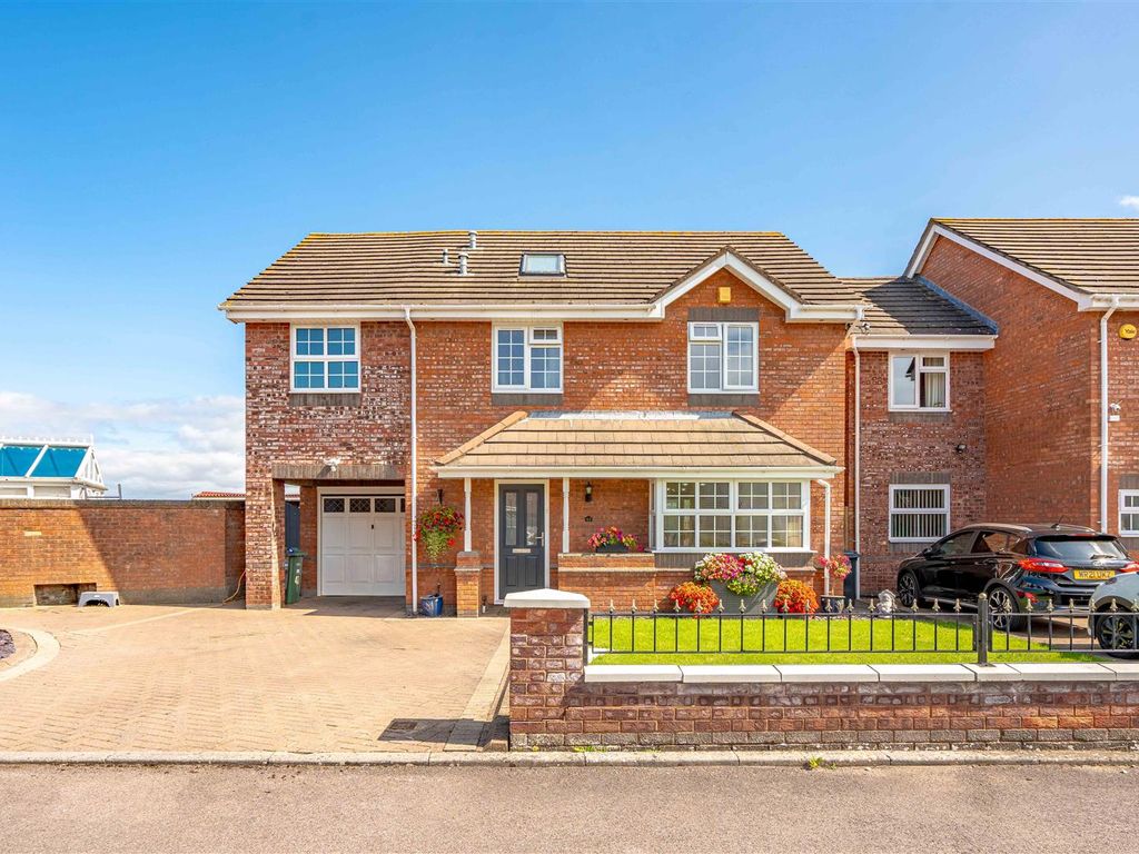 5 bed detached house for sale in Hambledon Road, Worle, WestonSuperMare BS22, £449,995 Zoopla