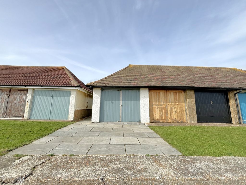Chalet for sale in South Cliff Chalets, Bexhill On Sea, Bexhill On Sea