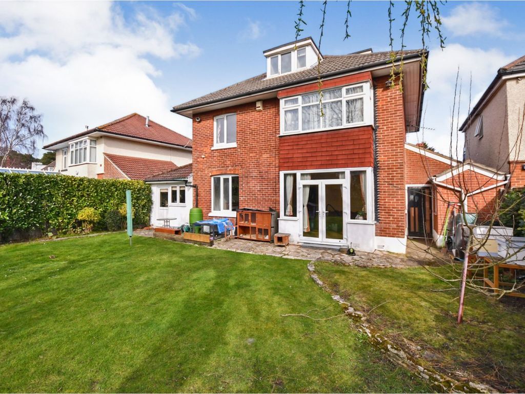 Soberton Road, Queens Park, Bournemouth BH8