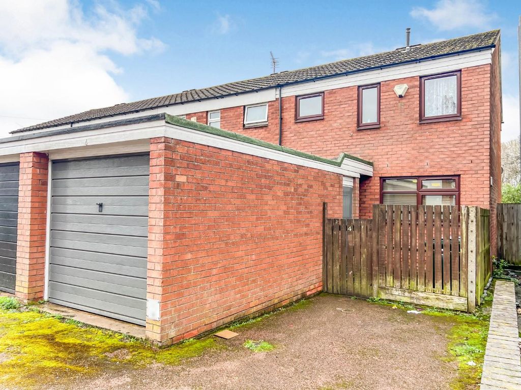 3 bed end terrace house for sale in Adderley Street, Hillfields