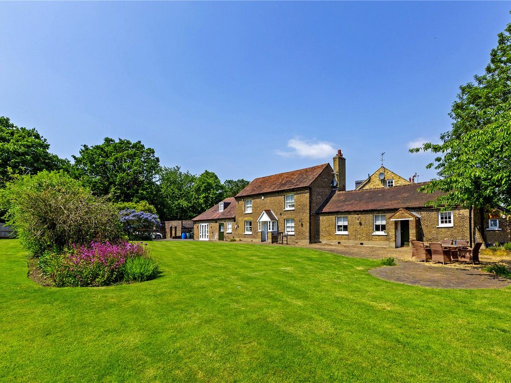 4 bed detached house to rent in Chisholm Road, Richmond, Surrey TW10