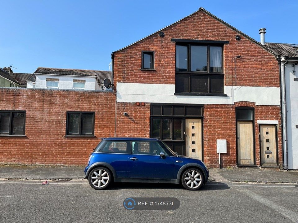 2 bed flat to rent in Tipner Road, Portsmouth PO2 Zoopla