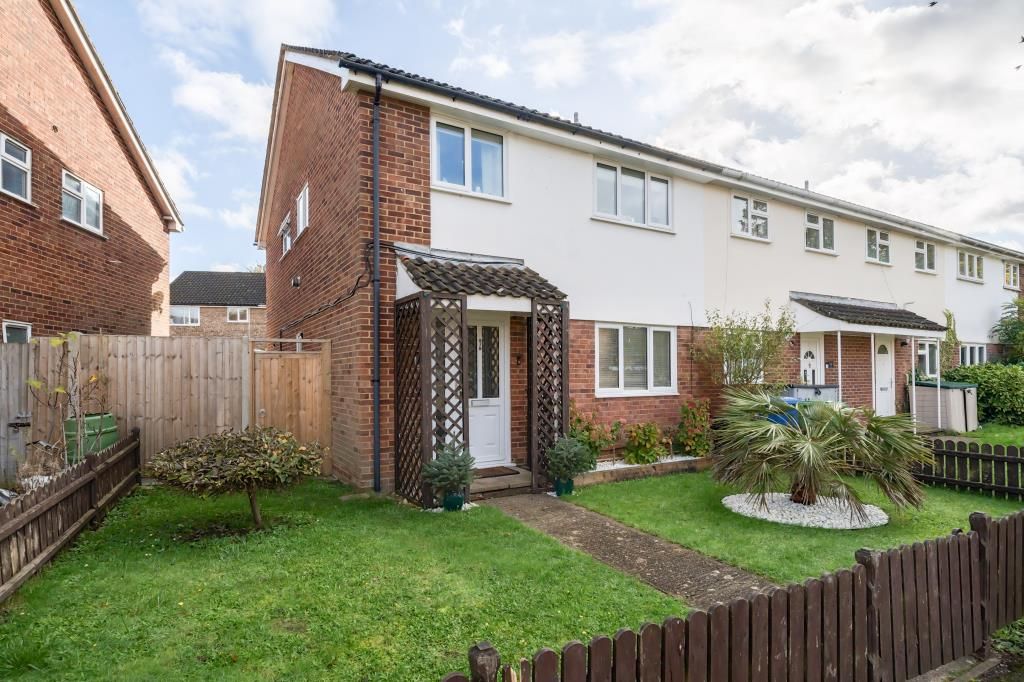 4 bed semidetached house for sale in Bracknell, Berkshire RG12, £