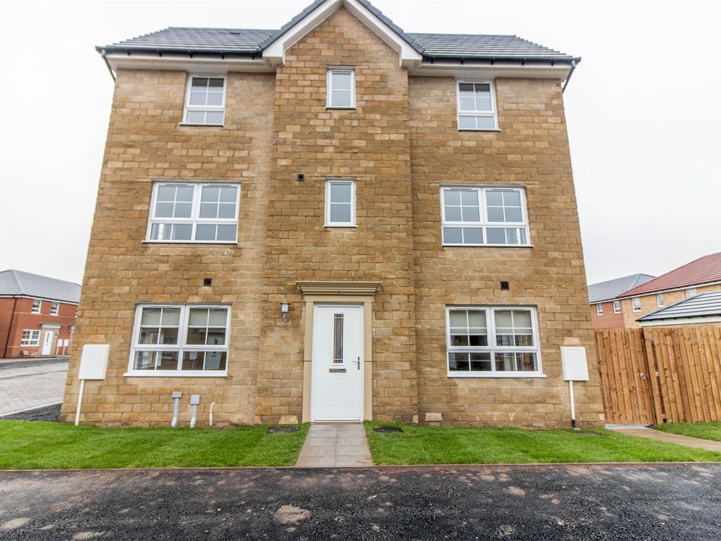 3 bed semidetached house to rent in Lavender Way, West Meadows