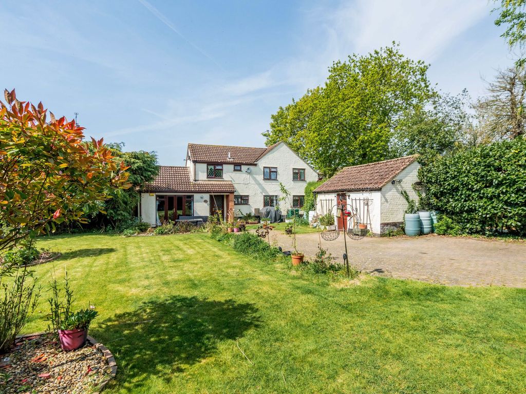 3 bed detached house for sale in Taylors Loke, Hemsby, Great Yarmouth