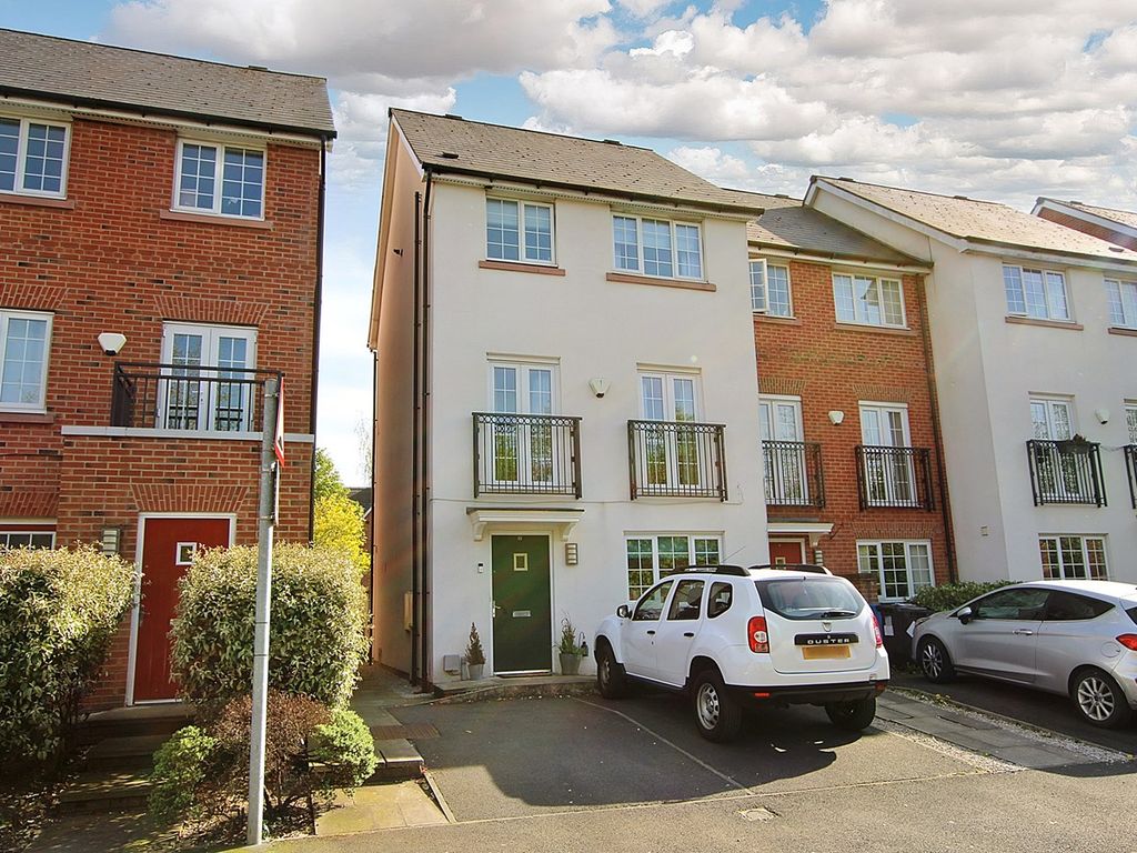 4 bed town house for sale in Monks Place, Warrington WA2 Zoopla