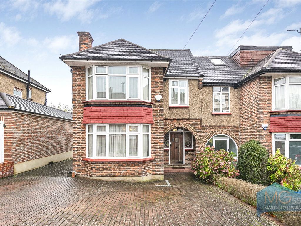 South Lodge Drive Oakwood London N14  