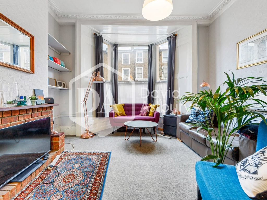 2 bed flat to rent in Hargrave Road, Archway, London N19 Zoopla