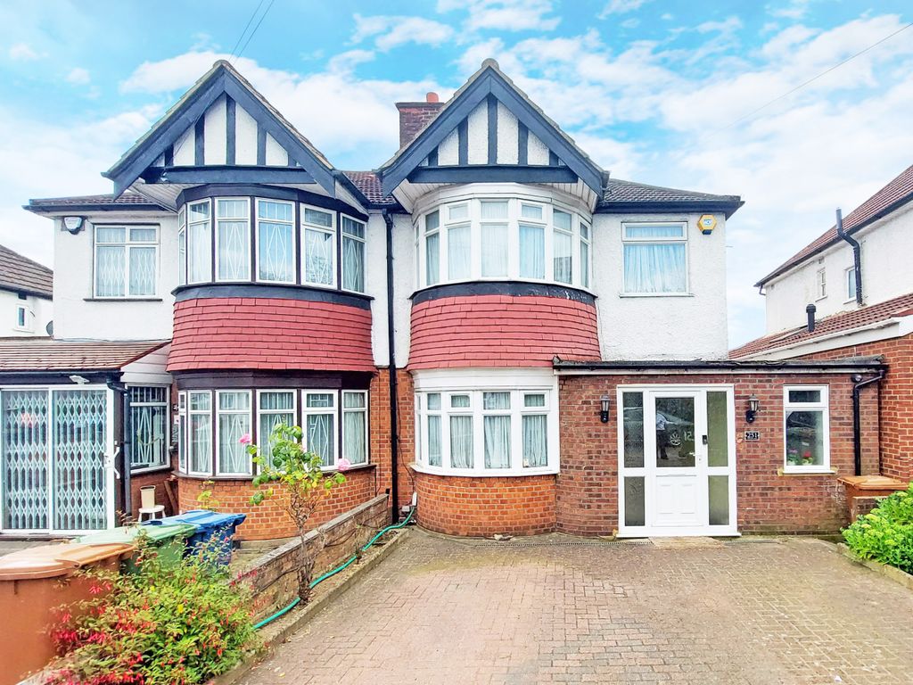 3 bed semidetached house for sale in Rayners Lane, Harrow HA2, £