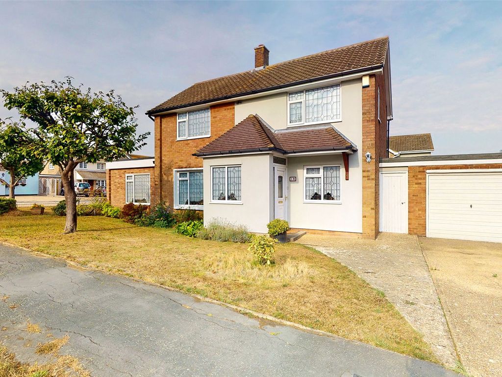 Curlew Crescent, Kingswood, Basildon, Essex SS16  