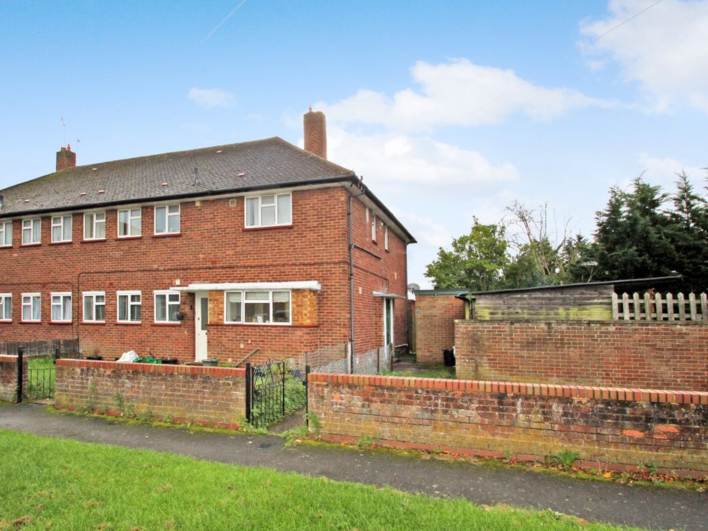 Bramble Close, Hillingdon, Middlesex UB8  