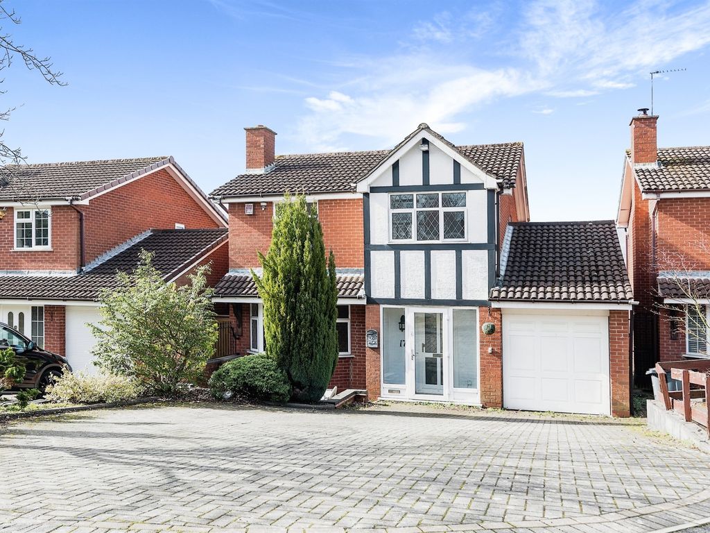 4 bed detached house for sale in Mills Avenue, Sutton Coldfield B76