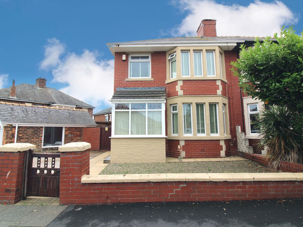 3 bed semidetached house for sale in Crawford Avenue, Bispham FY2 Zoopla