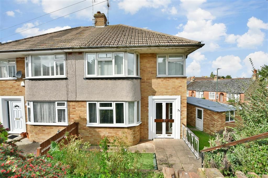 3 bed semidetached house for sale in Maidstone Road, Rainham, Gillingham, Kent ME8, £310,000