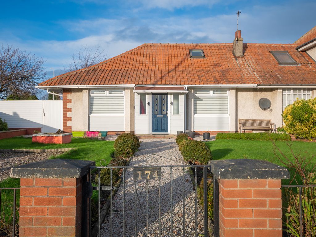 2 bed semidetached bungalow for sale in Arbroath Road, Dundee DD4 Zoopla