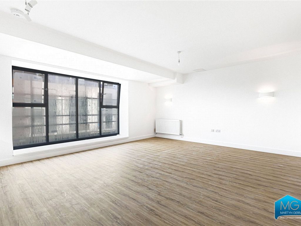 2 bed flat to rent in The Picture House, 191195 Darkes Lane, Potters