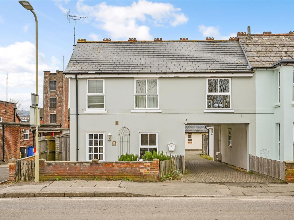 1 bed end terrace house to rent in Swan Street, Petersfield GU32, £