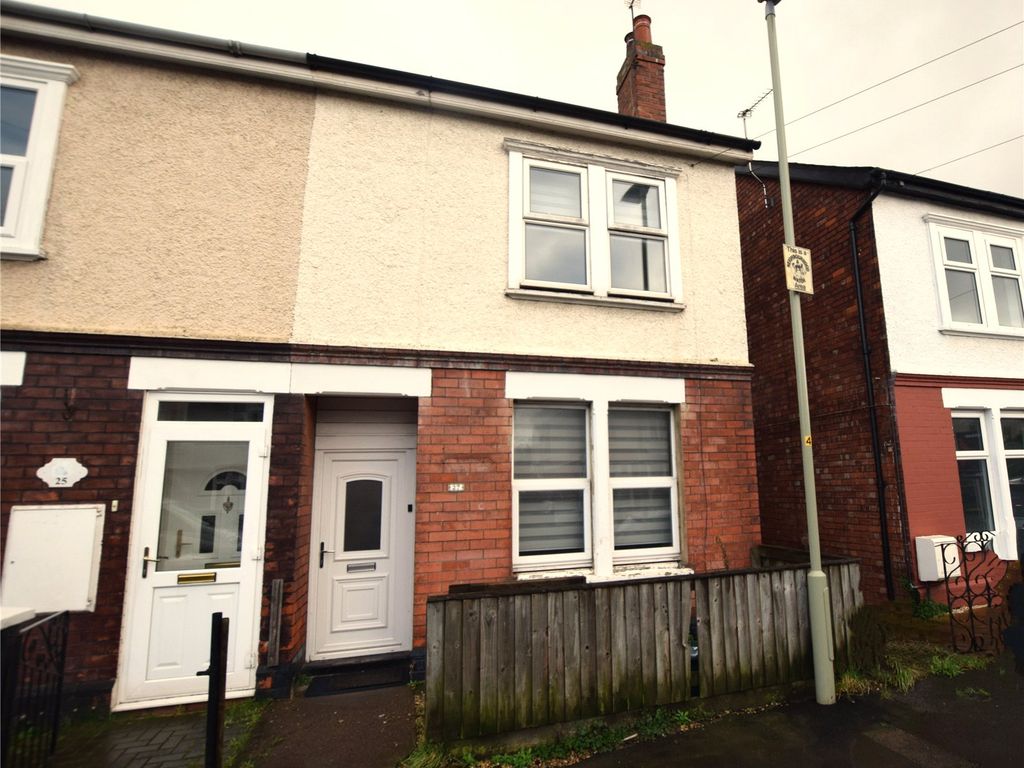 3 bed semidetached house for sale in Marlborough Road, Gloucester