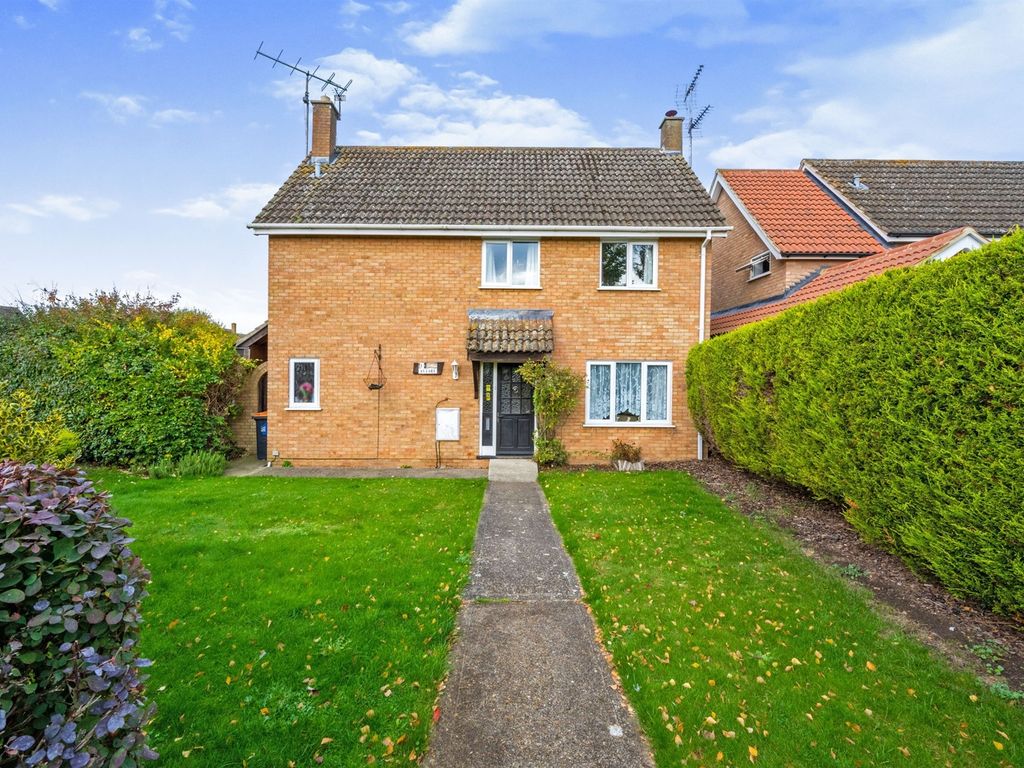4 bed detached house for sale in Arkwright Road, Milton Ernest, Bedford