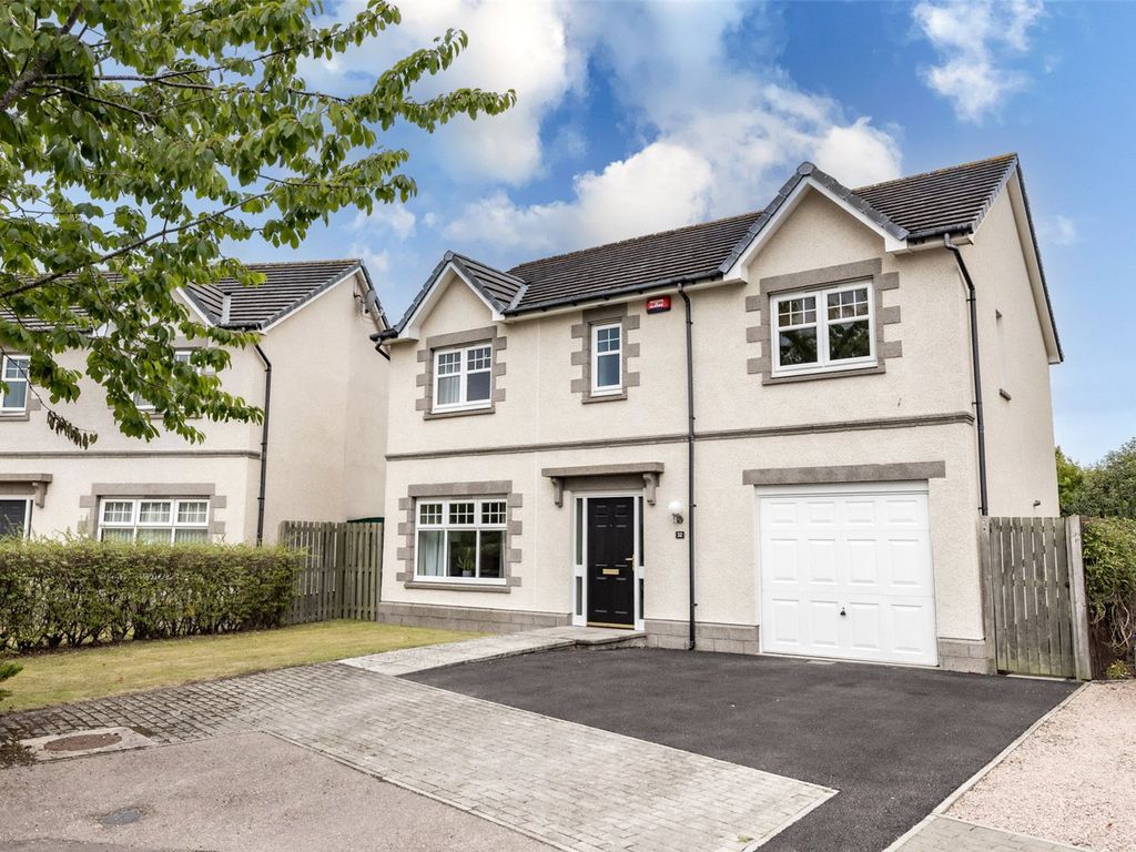 5 bed detached house to rent in 32 Morrison's Croft Crescent, Bridge Of