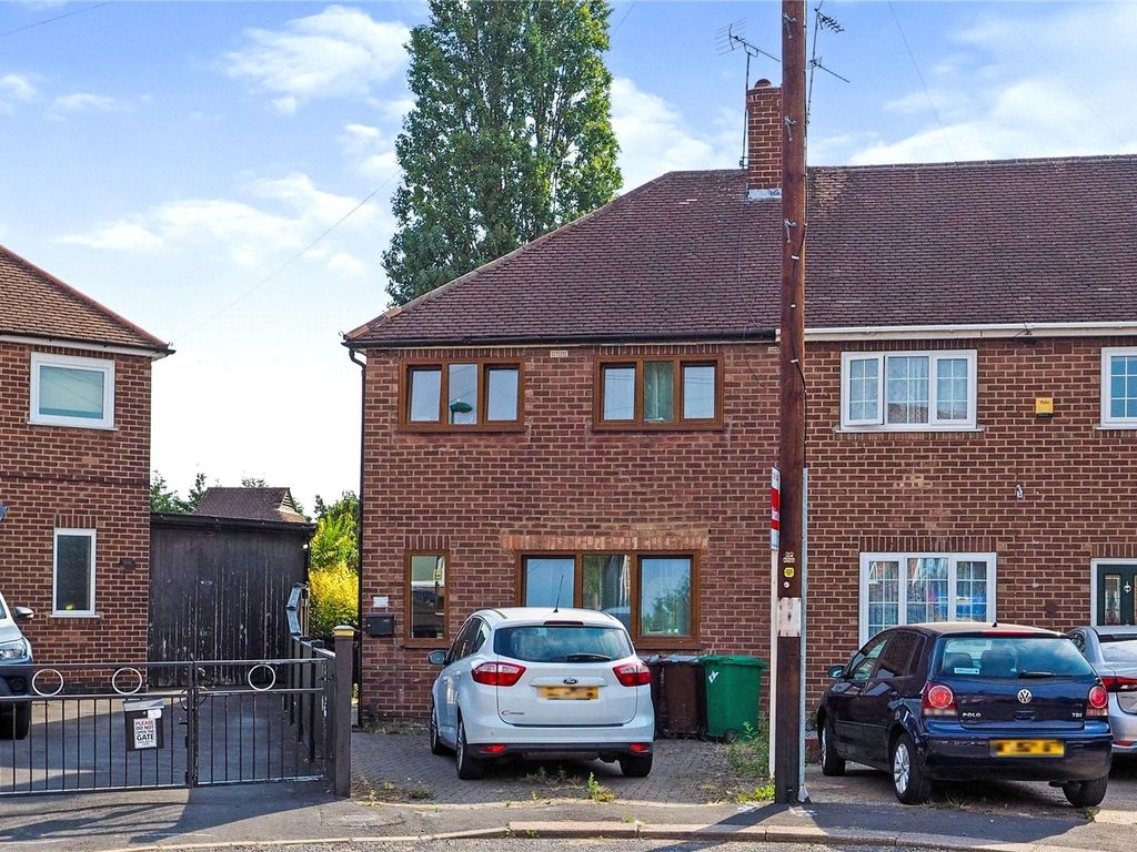 3 bed end terrace house for sale in Bingley Close, Nottingham NG8 Zoopla