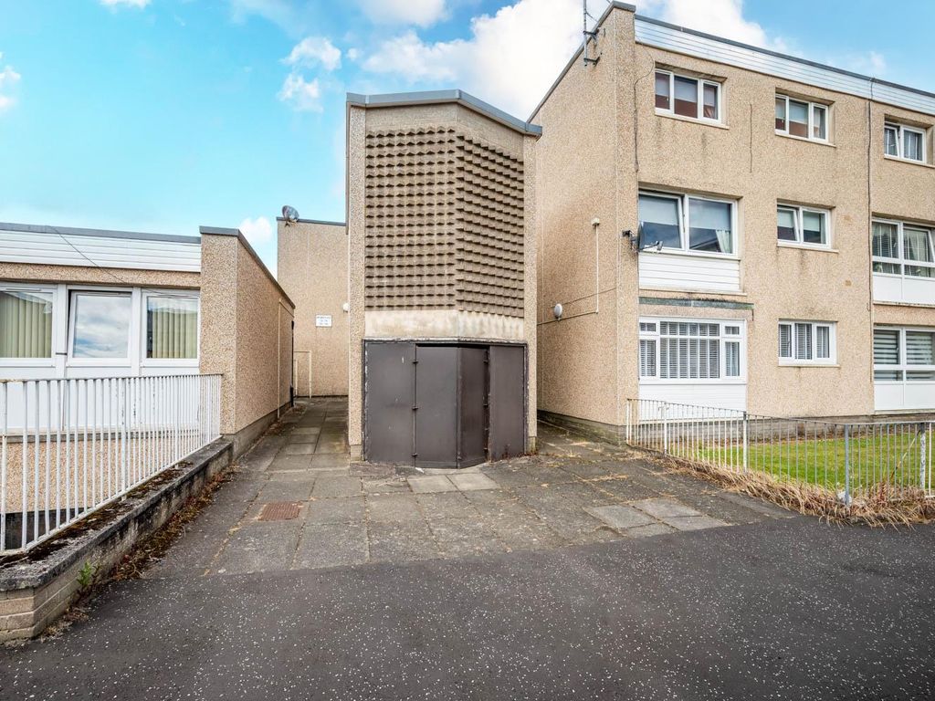 2 bed for sale in Brown Place, Cambuslang, Glasgow G72, £