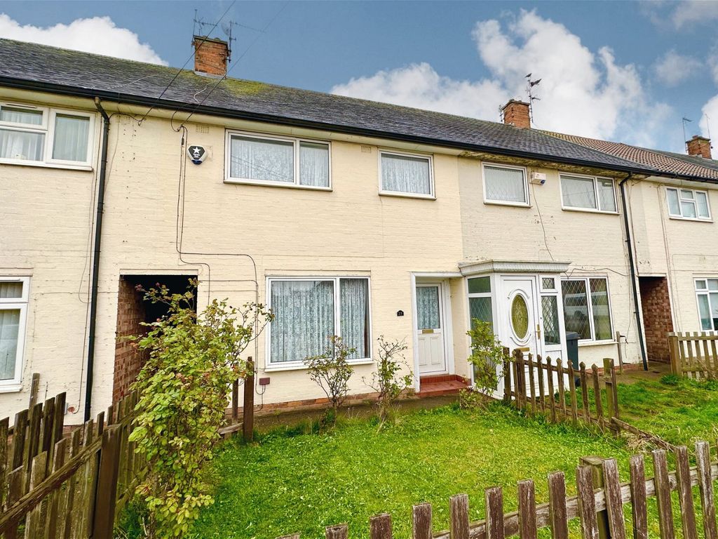 3 bed terraced house for sale in Chelmsford Close, Hull HU9 Zoopla