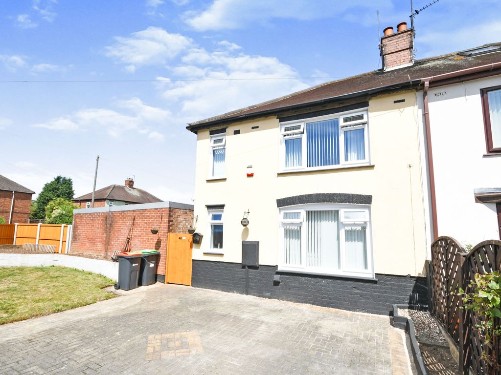 3 bed semidetached house for sale in Frederick Street, SuttonIn