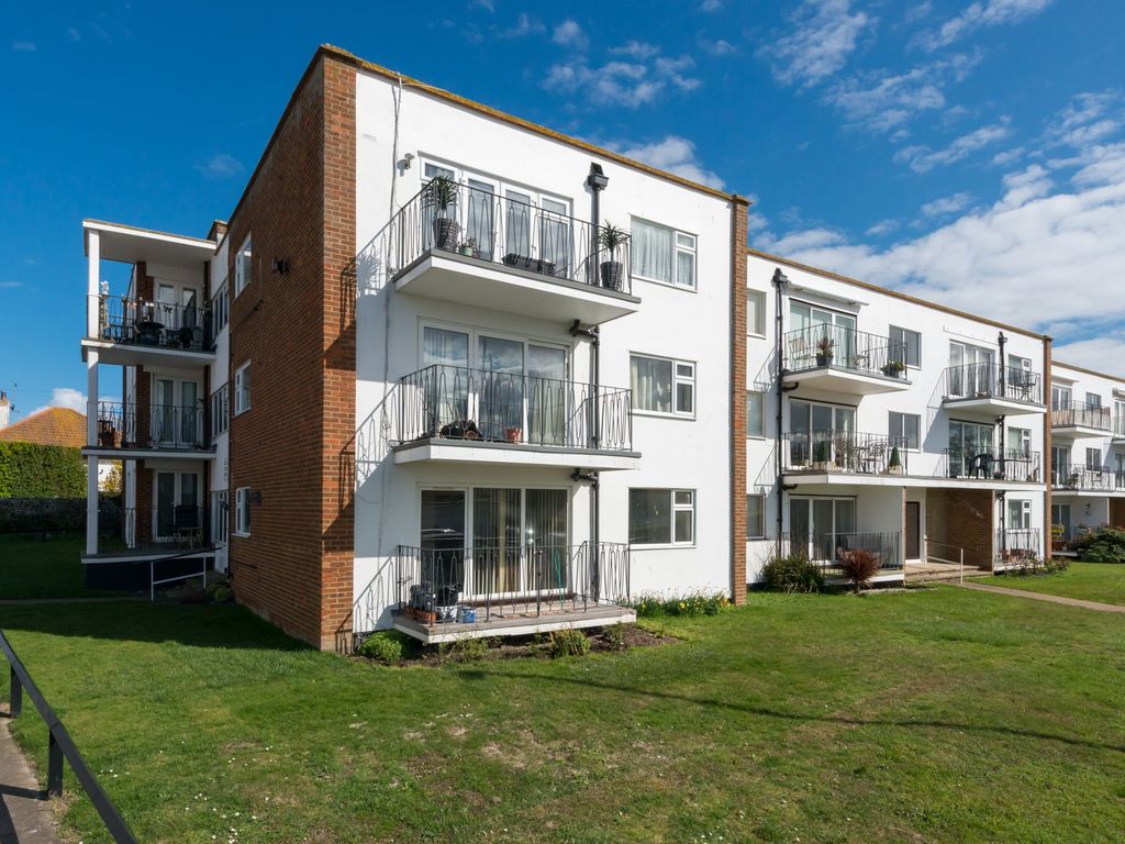 2 bed flat for sale in Minnis Road, Ferndown Minnis Road CT7 Zoopla