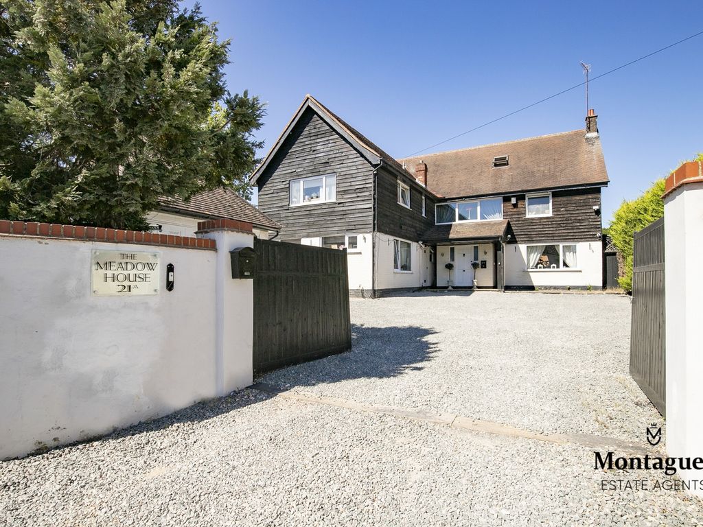 6 bed detached house for sale in Ivy Chimneys, Epping CM16 Zoopla