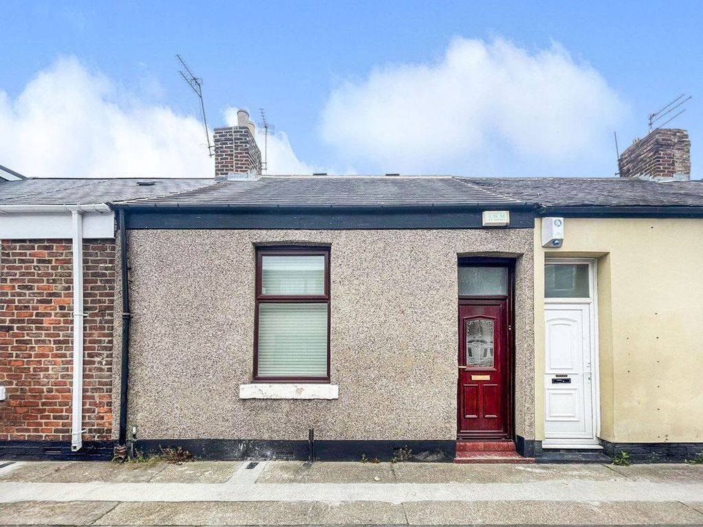 2 bed cottage for sale in Percival Street, Sunderland SR4, £55,000 Zoopla
