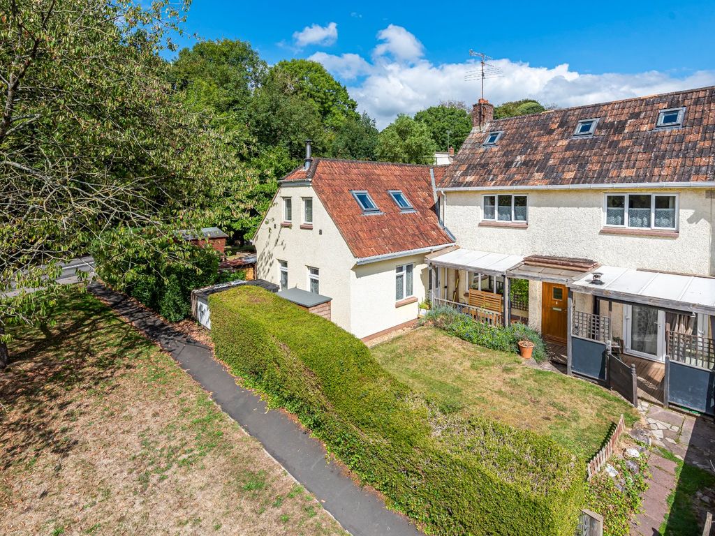 5 bed semidetached house for sale in Russett Close, Uffculme