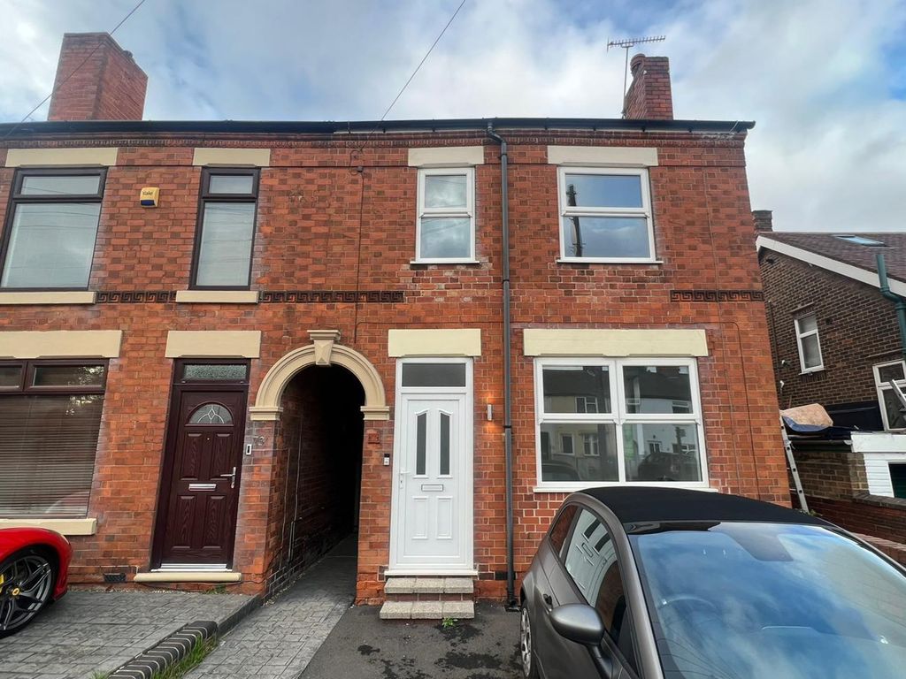 3 bed property to rent in Peasehill Road, Ripley DE5, £1,100 pcm Zoopla
