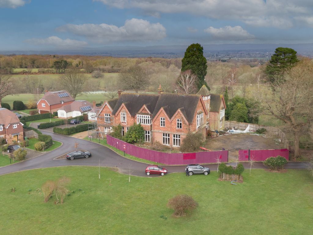 12 bed detached house for sale in Eden Hall, Stick Hill, Edenbridge TN8, £850,000 Zoopla