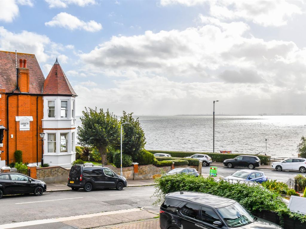 2 bed for sale in Pembury Road, WestcliffOnSea SS0, £380,000 Zoopla