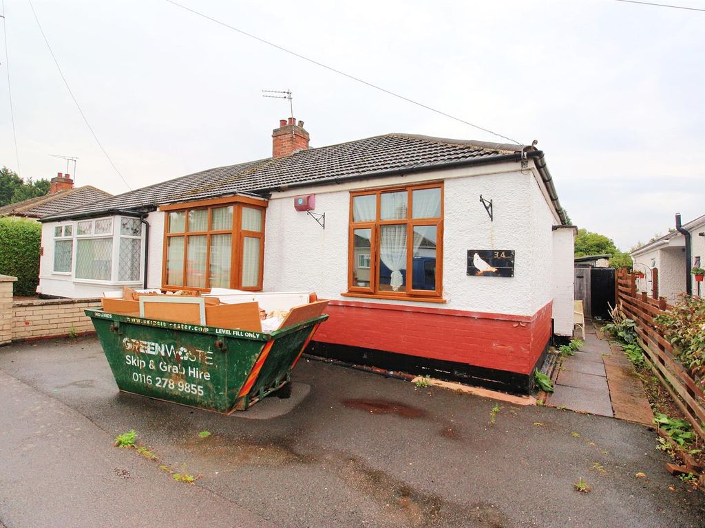 2 bed semidetached bungalow for sale in Tentercroft Avenue, Syston