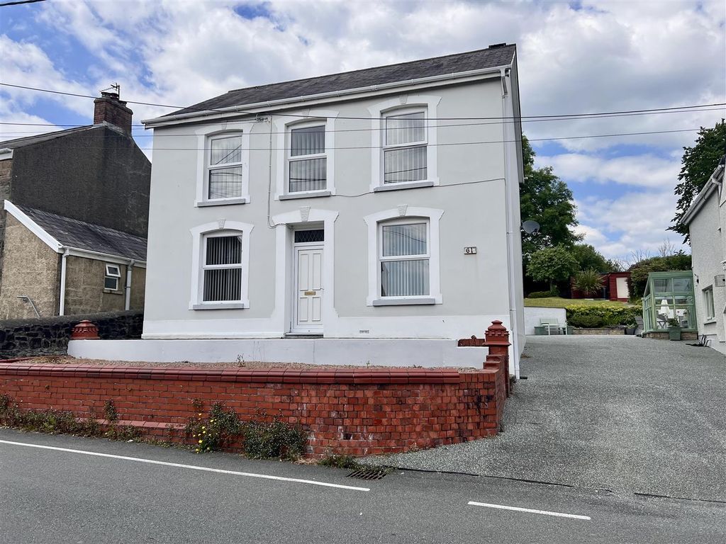 3 bed detached house for sale in Llandeilo Road, Upper Brynamman