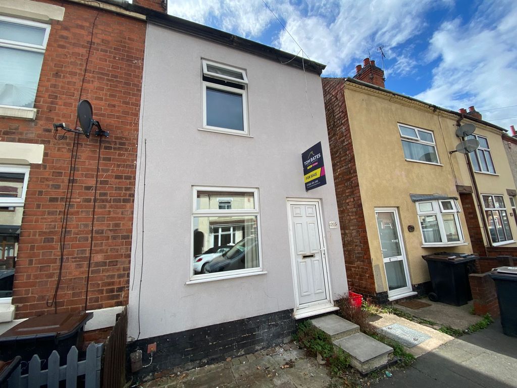 2 bed terraced house for sale in Gadsby Street, Nuneaton CV11, £135,000 Zoopla