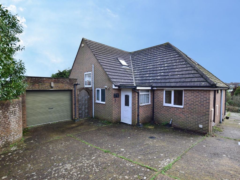 4 bed detached bungalow for sale in Burry Road, St. LeonardsOnSea