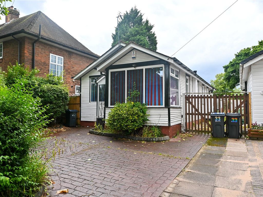 2 bed bungalow for sale in Hawkesley Drive, Northfield, Birmingham B31