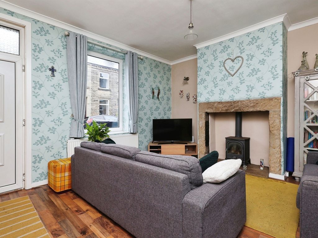 4 bed terraced house for sale in Gordon Street, SuttonInCraven, Keighley BD20, £250,000 Zoopla