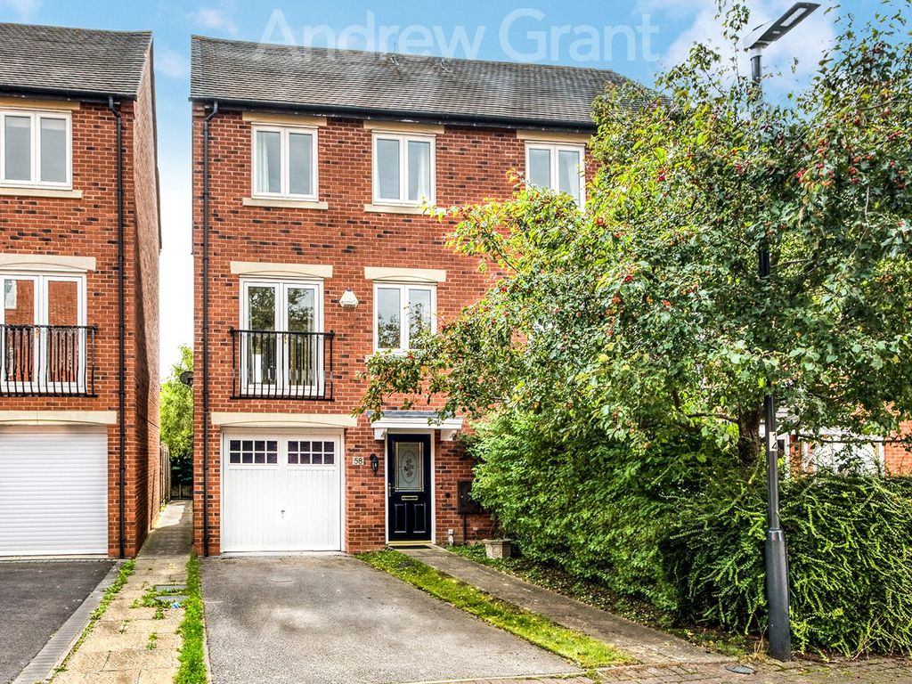 3 bed semidetached house to rent in Packhorse Road, StratfordUpon