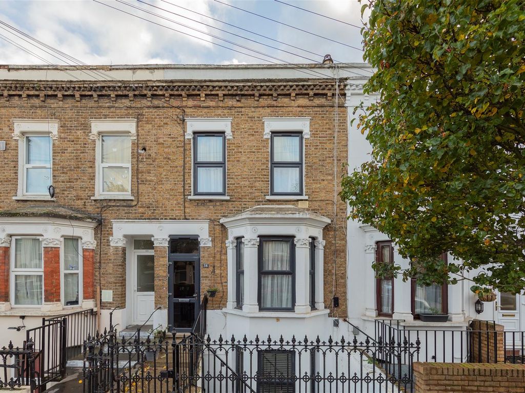 5 bed town house for sale in Studley Road, London E7, £675,000 Zoopla